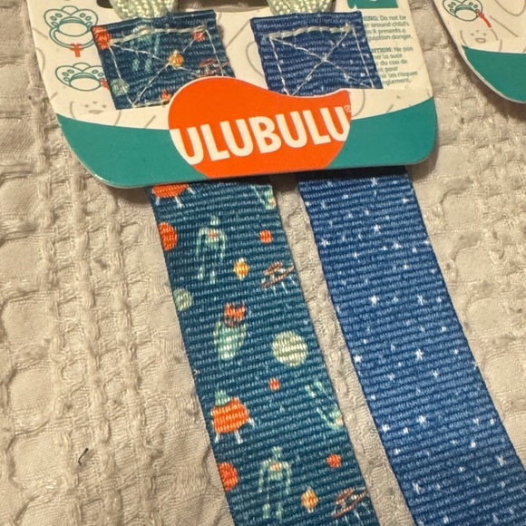 Kids Pacifier Clip Set - Blue, Orange, Gray - Picture 4 of 6